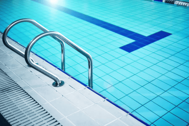 Essential Pool Maintenance Tips for Arizona Homeowners 